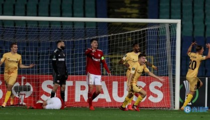  罗马中场控制力十足，掌控节奏主导比赛走向  