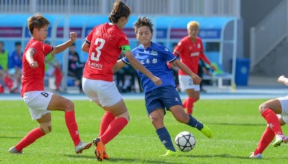  曼城女足夺得联赛冠军创历史  